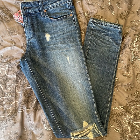 Paige Jeans designer 28 supper soft denim - Picture 6 of 9